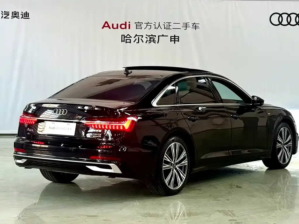 Audi A6L — фото 9