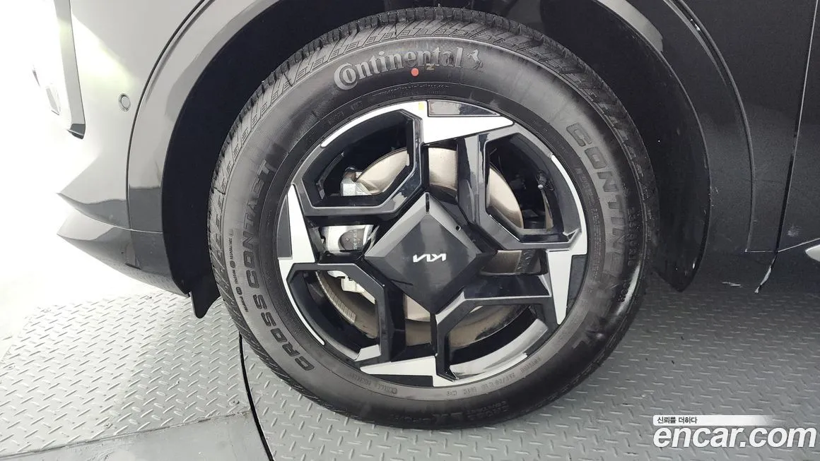 Kia Sportage — фото 8