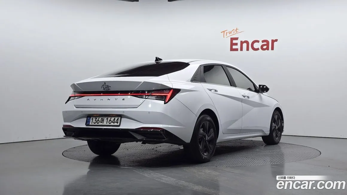 Hyundai AVANTE 2021 из KR, фото 6
