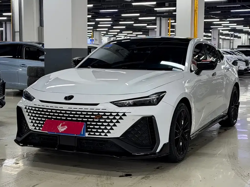 Changan UNI-V 2024 из CN, фото 1