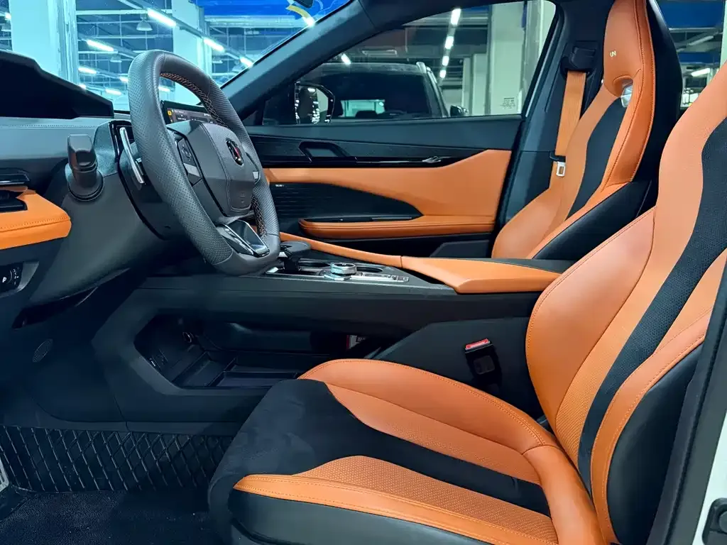 Changan UNI-V 2024 из CN, фото 7