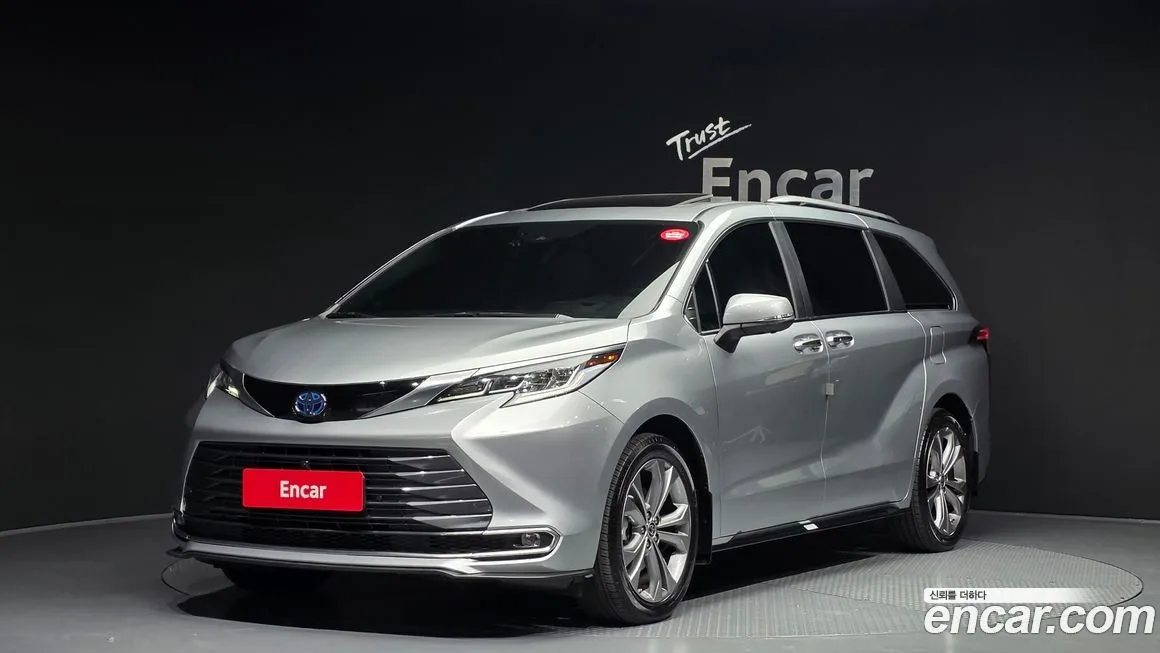 Toyota Sienna 2025 из KR, фото 1