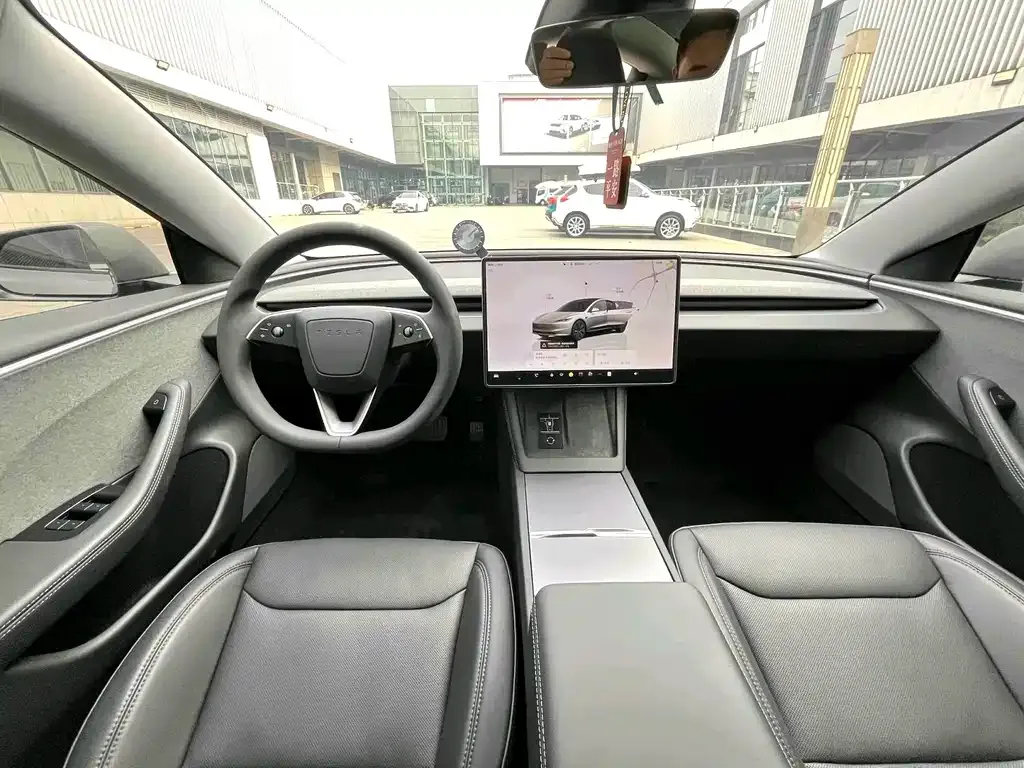 Tesla Model 3 2024 из CN, фото 3