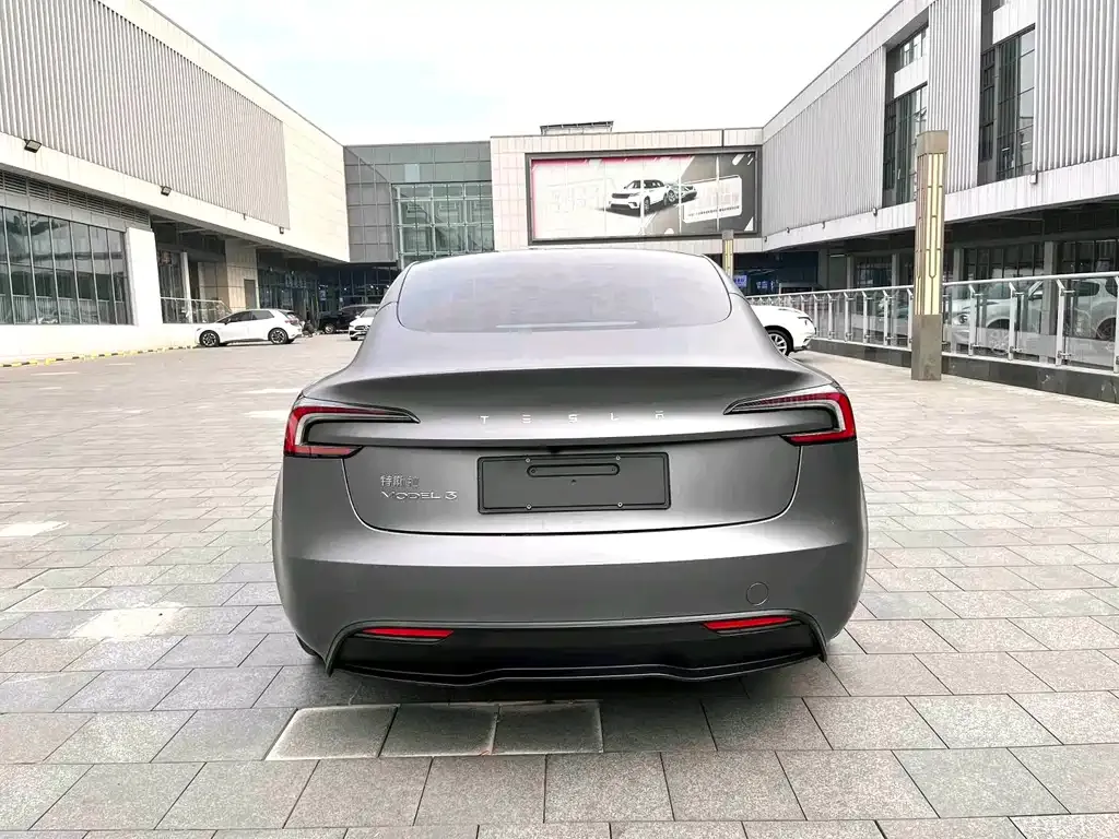 Tesla Model 3 2024 из CN, фото 5