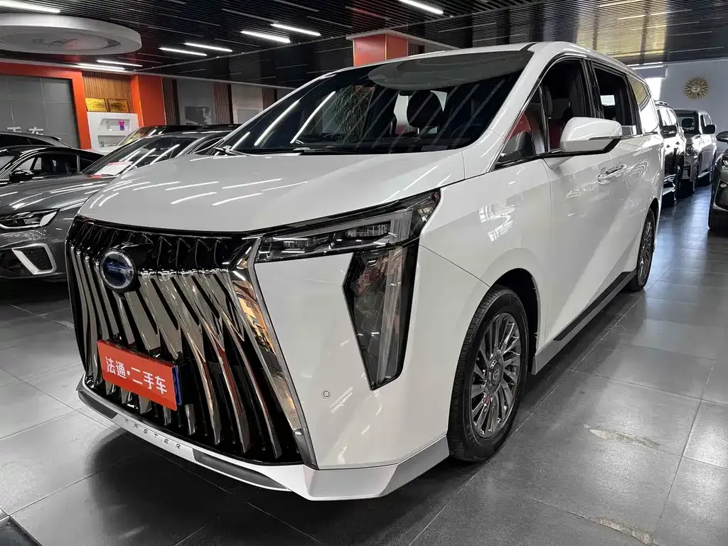 GAC Motor Trumpchi M8 — фото 1