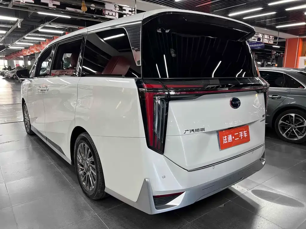 GAC Motor Trumpchi M8 — фото 3