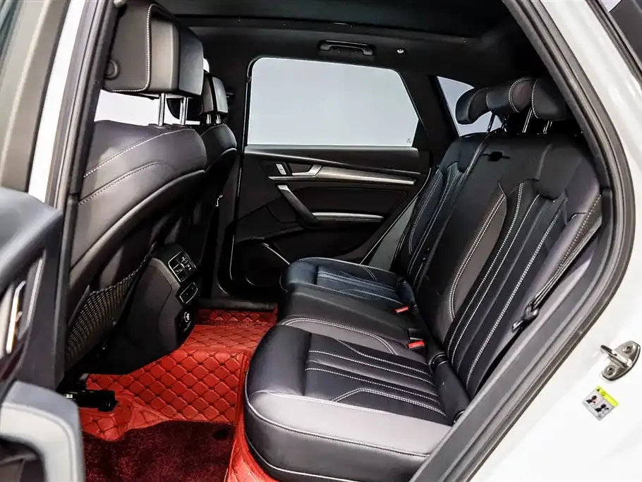 Audi Q5L 2023 из CN, фото 7