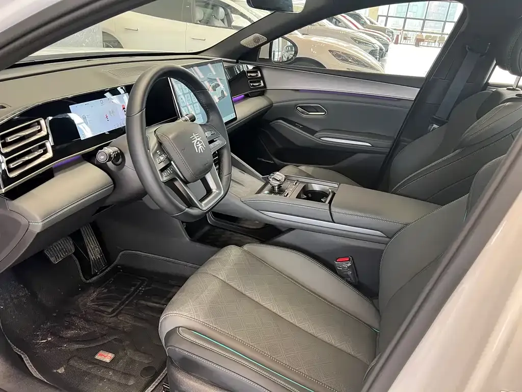 BYD Qin L 2025 из CN, фото 4