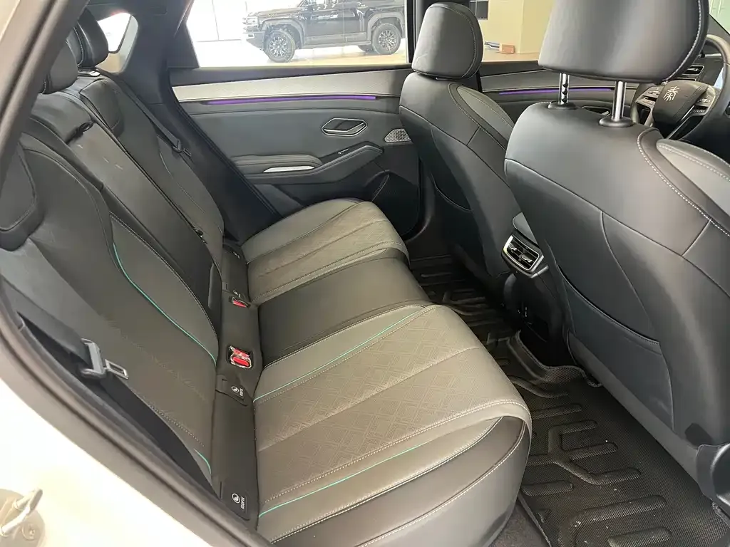 BYD Qin L 2025 из CN, фото 8