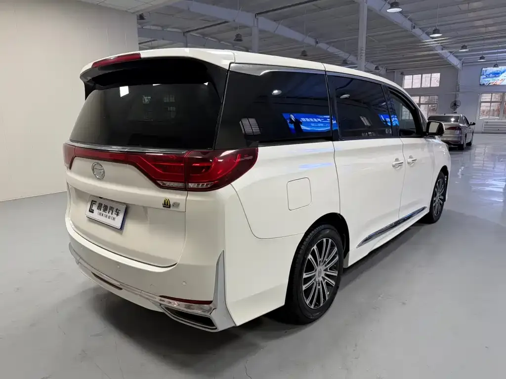 GAC Motor Trumpchi M8 — фото 3