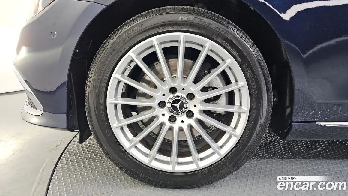 Mercedes-Benz E-Class 2022 из KR, фото 8