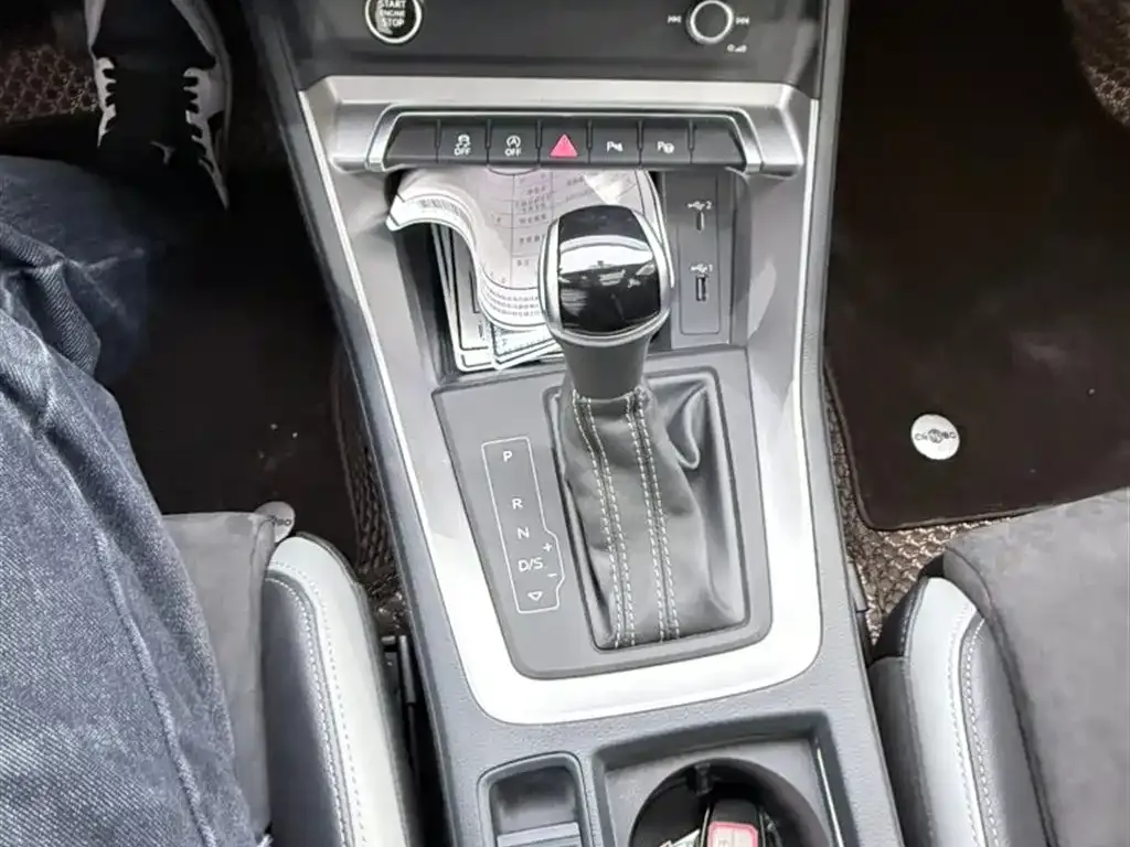 Audi Q3 2021 из CN, фото 10