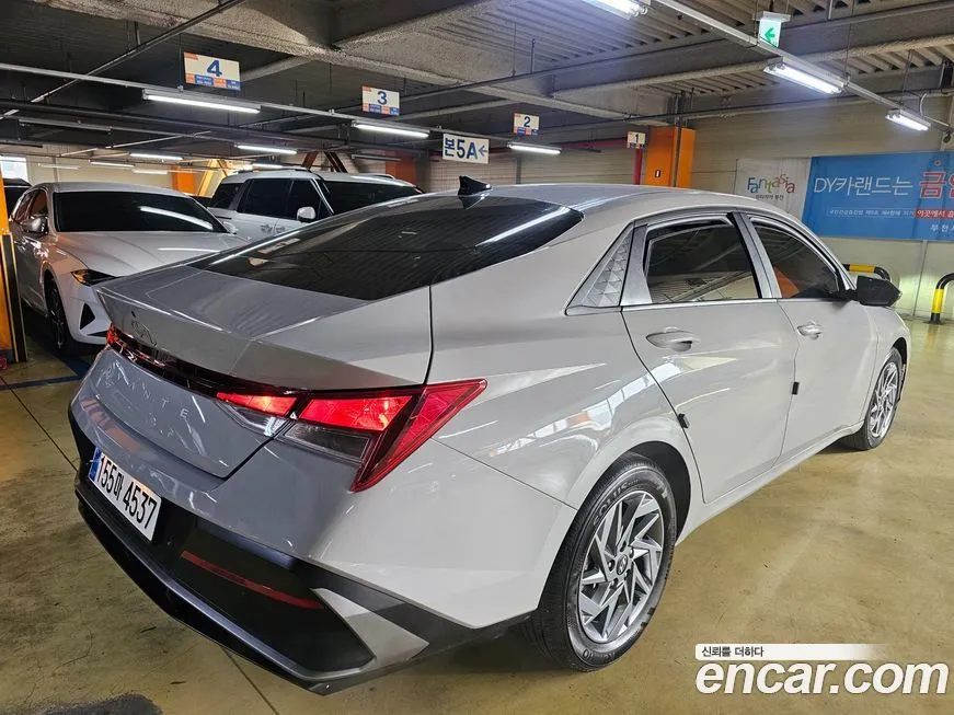 Hyundai AVANTE — фото 9