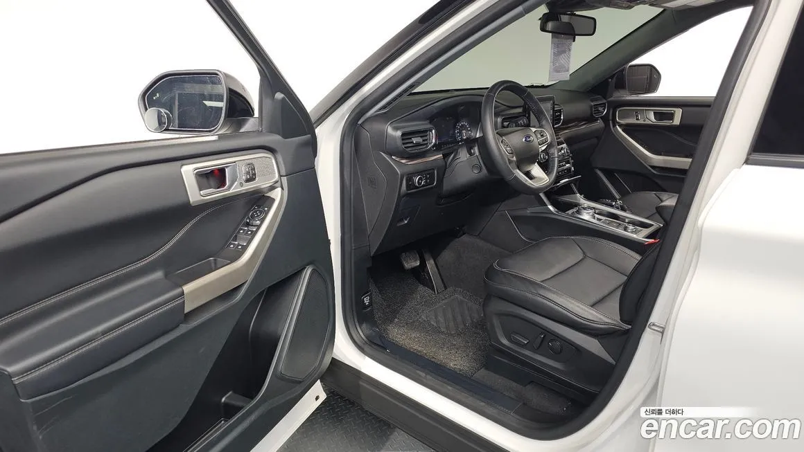 Ford Explorer 2023 из KR, фото 10