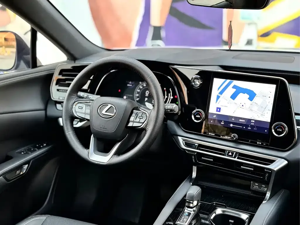Lexus RX — фото 9