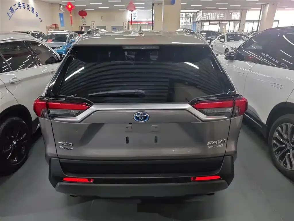 Toyota RAV4 2021 из CN, фото 3