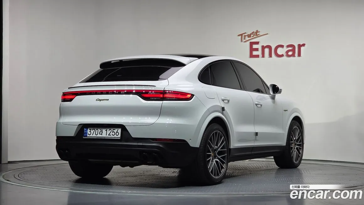 Porsche Cayenne 2023 из KR, фото 3