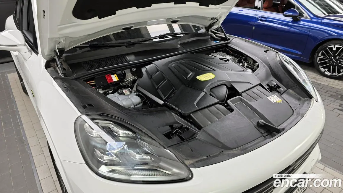 Porsche Cayenne 2023 из KR, фото 9