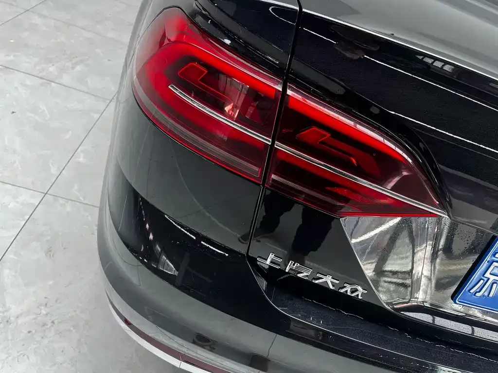 Volkswagen Phideon 2022 из CN, фото 5