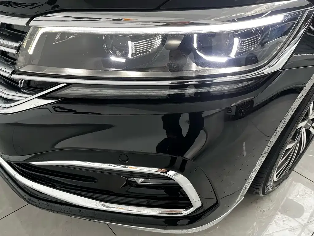 Volkswagen Phideon 2022 из CN, фото 10