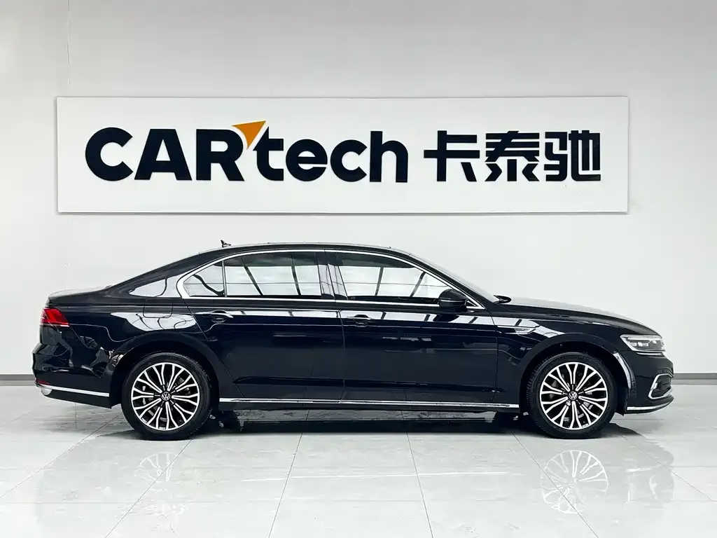 Volkswagen Phideon 2022 из CN, фото 2