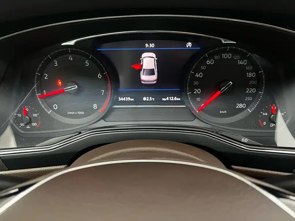 Volkswagen Phideon 2022 из CN, фото 4