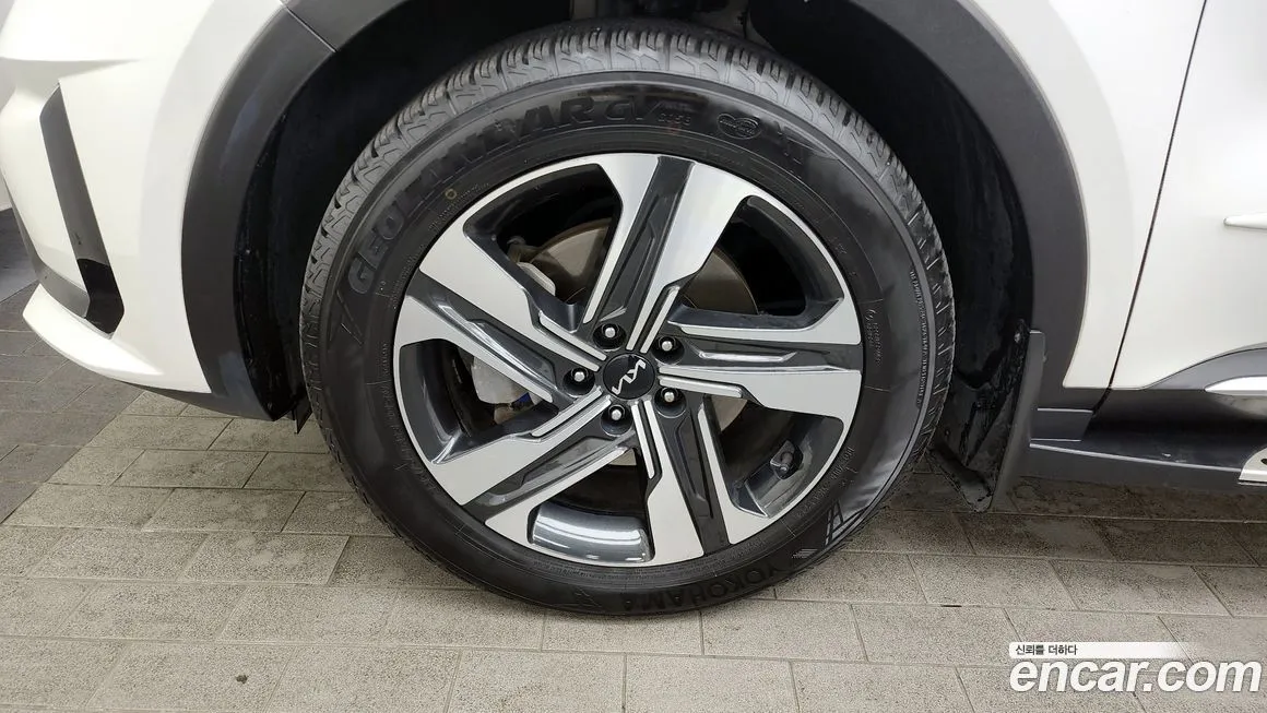 Kia Sorento — фото 7