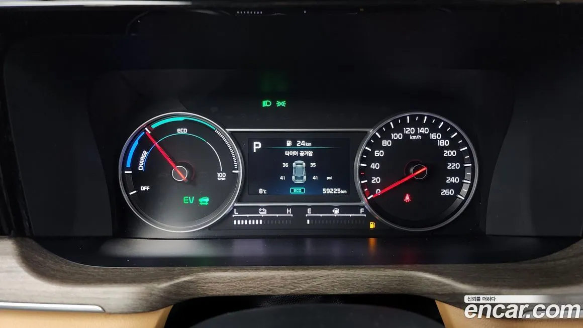 Kia Sorento — фото 2