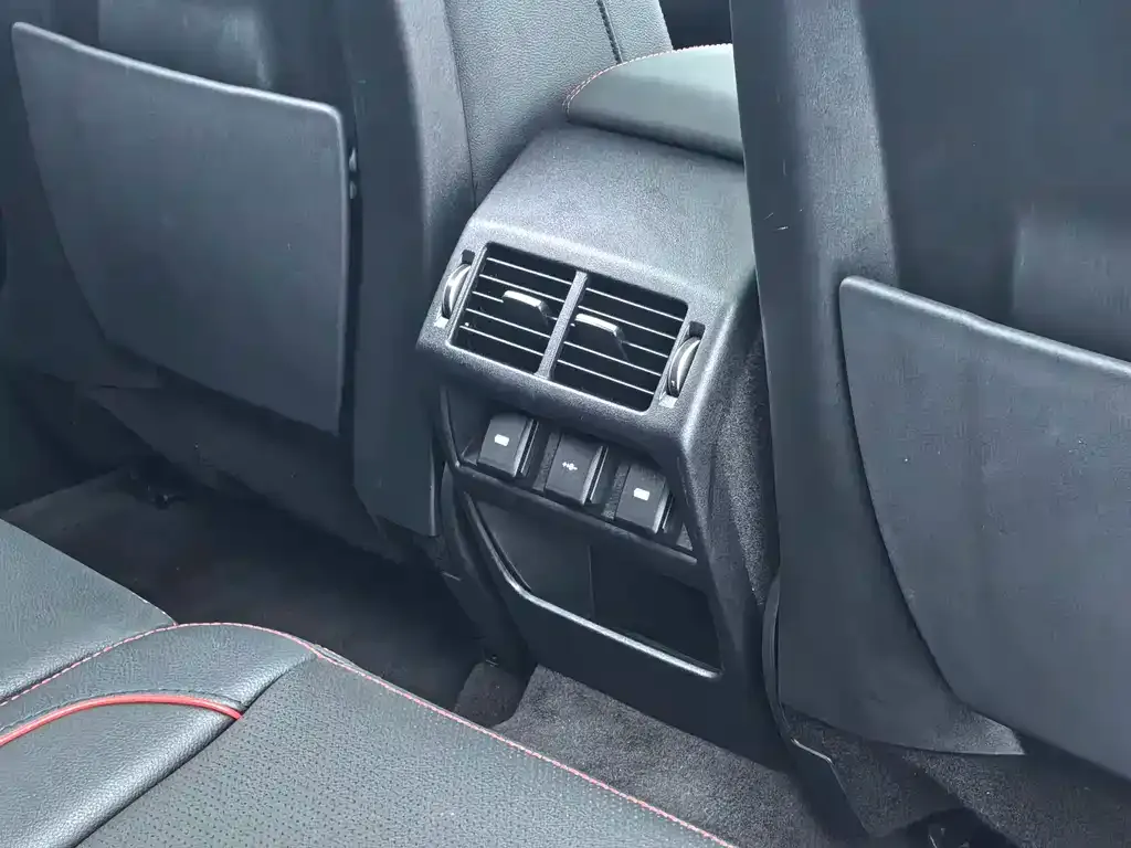 Land Rover Discovery Sport 2021 из CN, фото 4