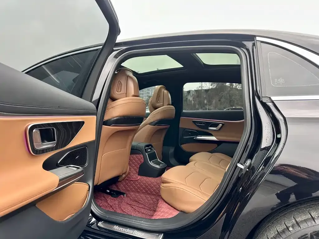 Mercedes-Benz E-Class 2025 из CN, фото 4