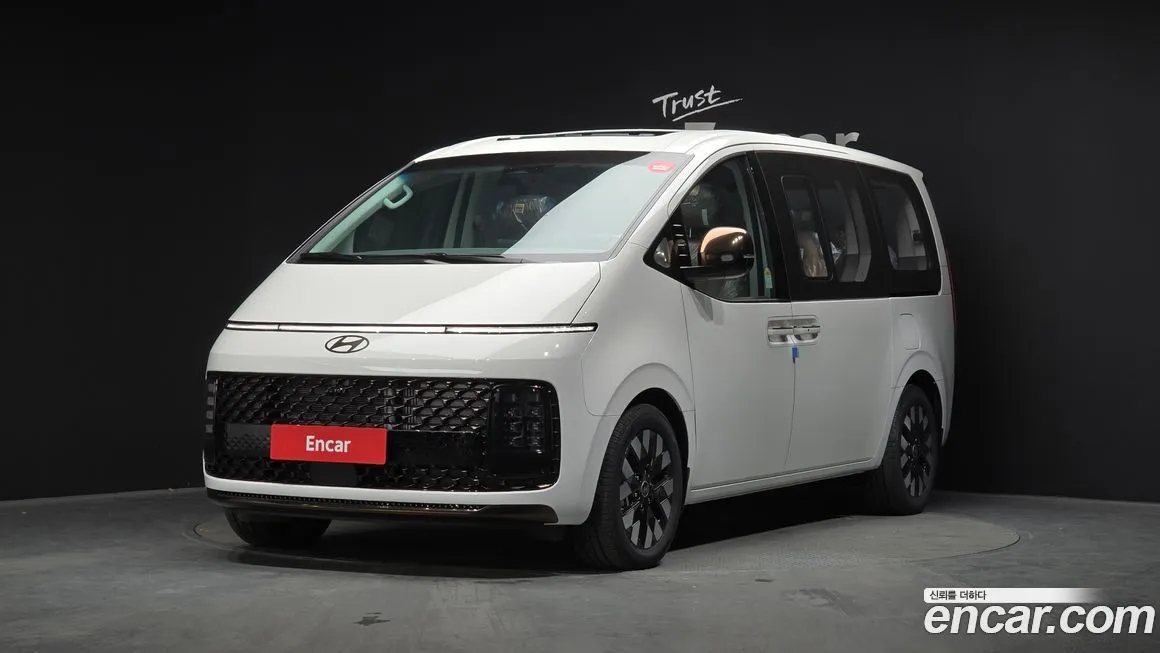 Hyundai Staria 2025 из KR, фото 1