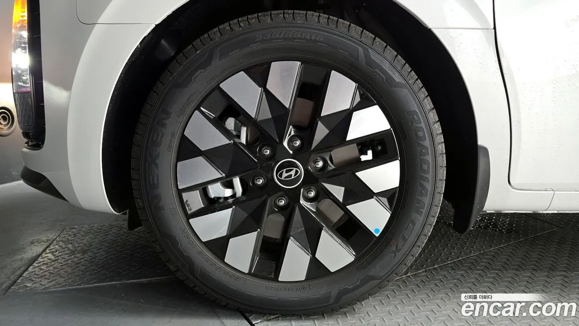 Hyundai Staria 2025 из KR, фото 10