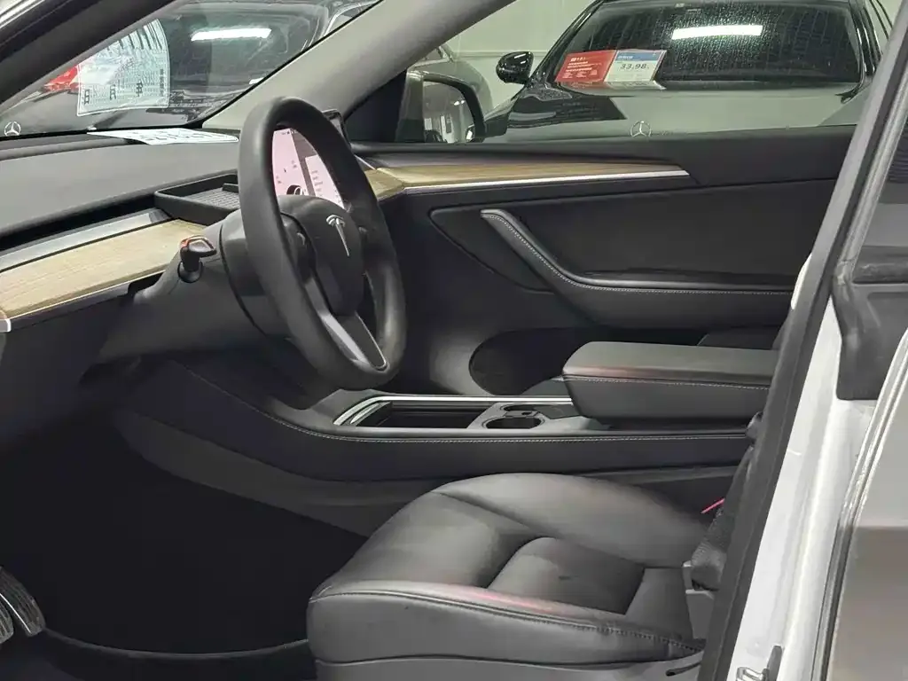 Tesla Model Y 2021 из CN, фото 8