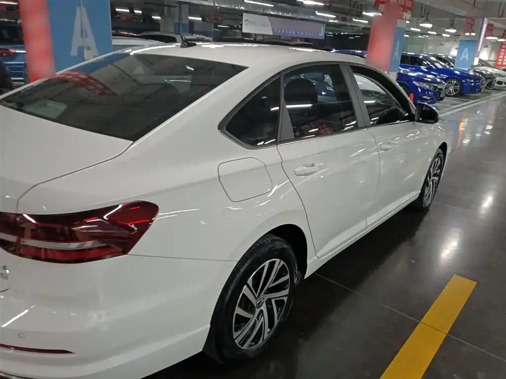 Volkswagen Lavida 2022 из CN, фото 4