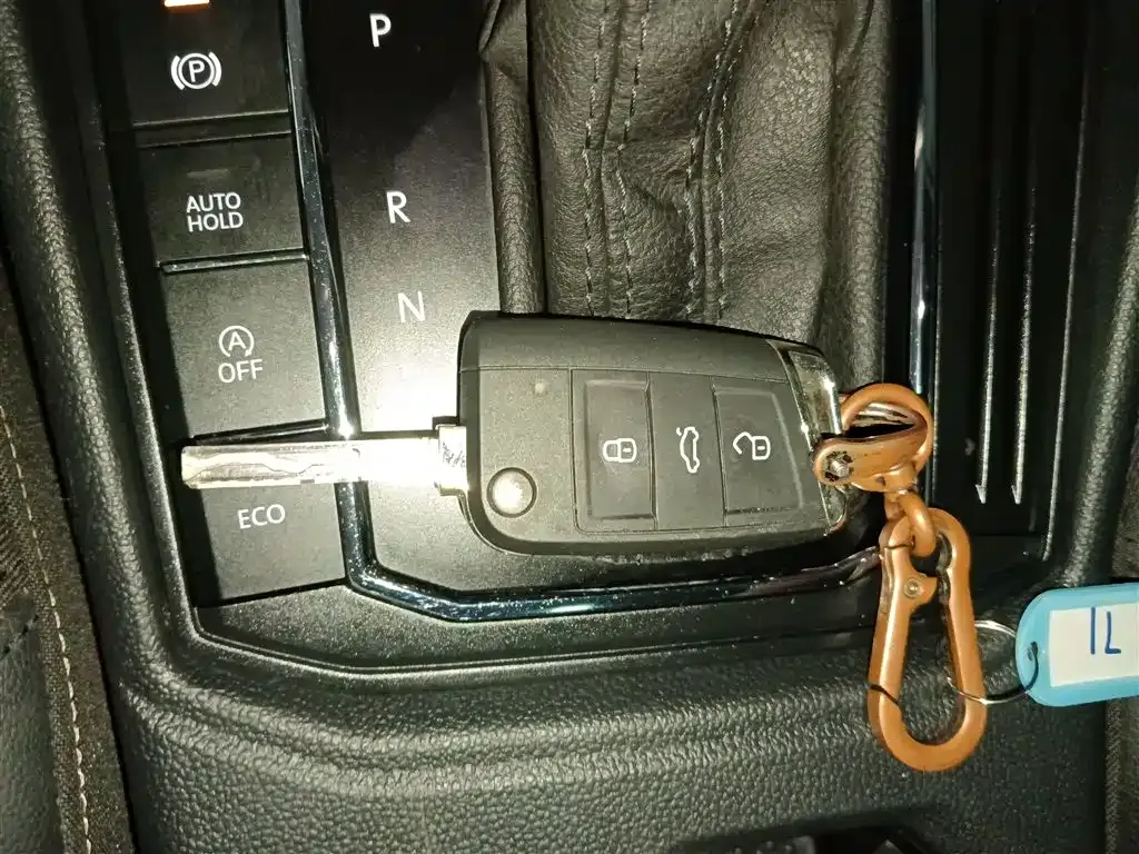 Volkswagen Lavida 2022 из CN, фото 3