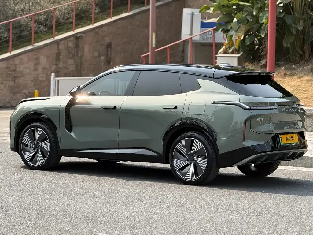 Lynk & Co 08 EM-P 2023 из CN, фото 10