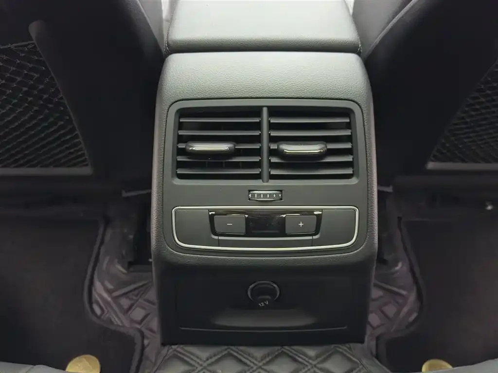 Audi A5 (Import) 2024 из CN, фото 3