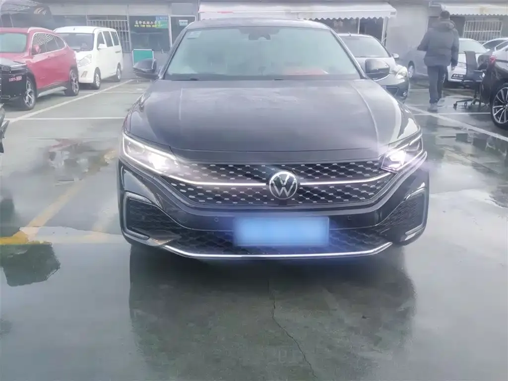 Volkswagen Passat 2022 из CN, фото 5