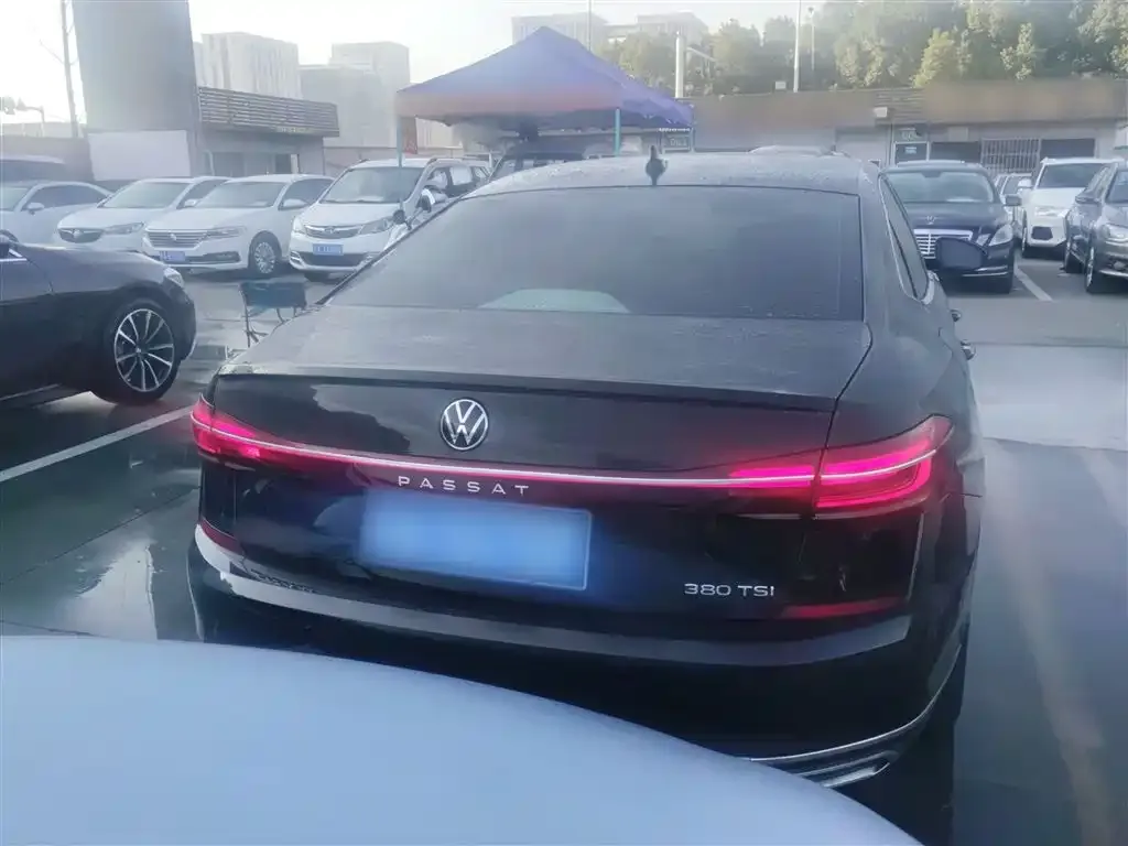 Volkswagen Passat 2022 из CN, фото 3