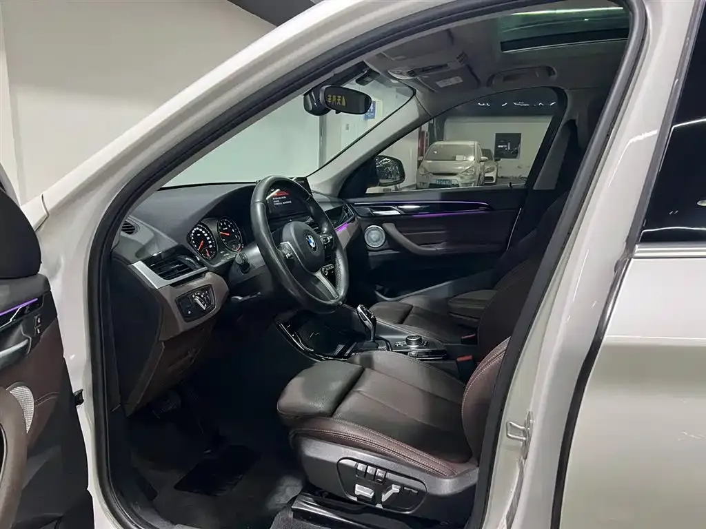 BMW X1 2021 из CN, фото 10