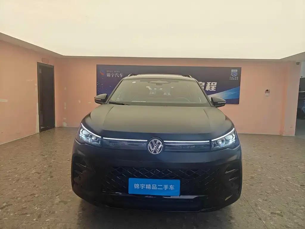 Volkswagen Tiguan L 2024 из CN, фото 3
