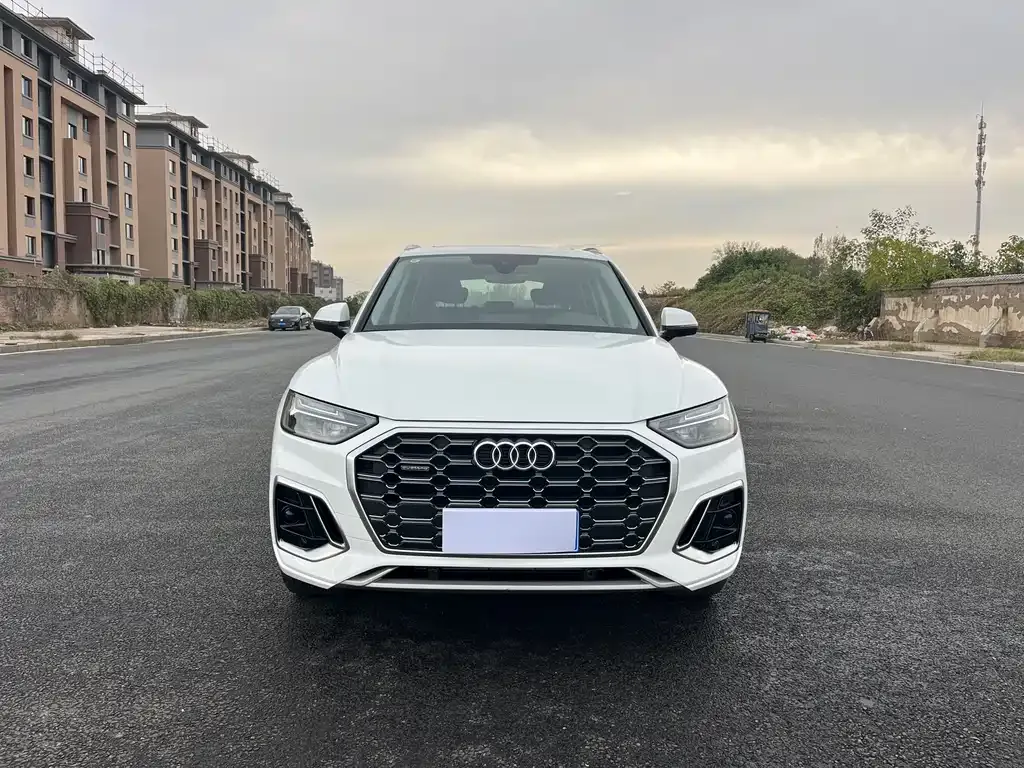 Audi Q5L 2023 из CN, фото 5