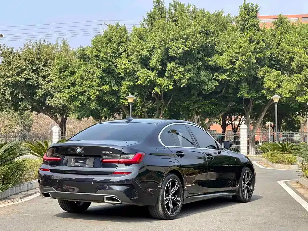 BMW 3 Series 2022 из CN, фото 6