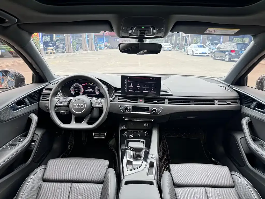Audi A4L 2023 из CN, фото 9