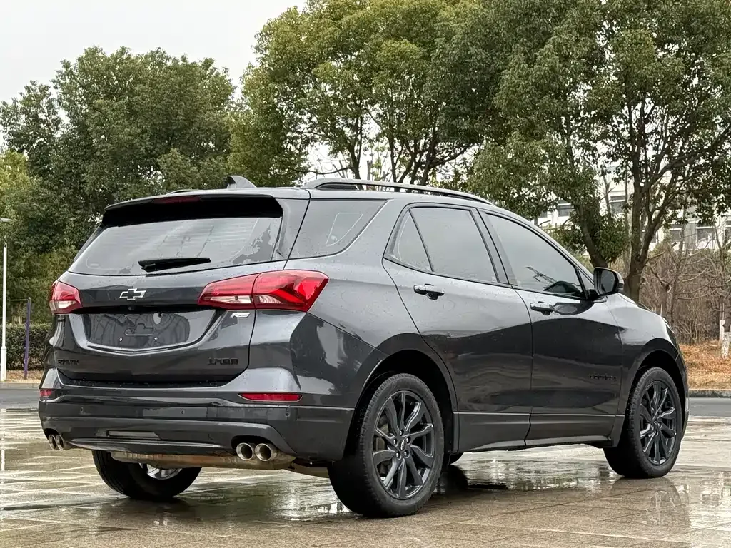 Chevrolet Equinox 2023 из CN, фото 9