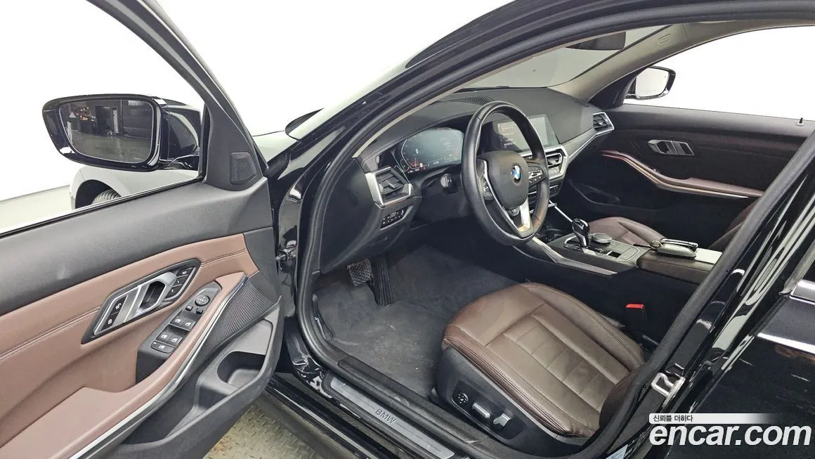 BMW 3-Series 2021 из KR, фото 10