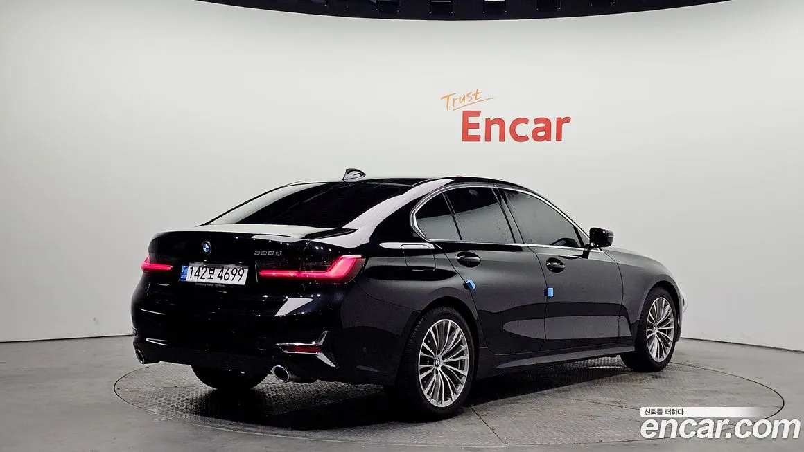 BMW 3-Series 2021 из KR, фото 4