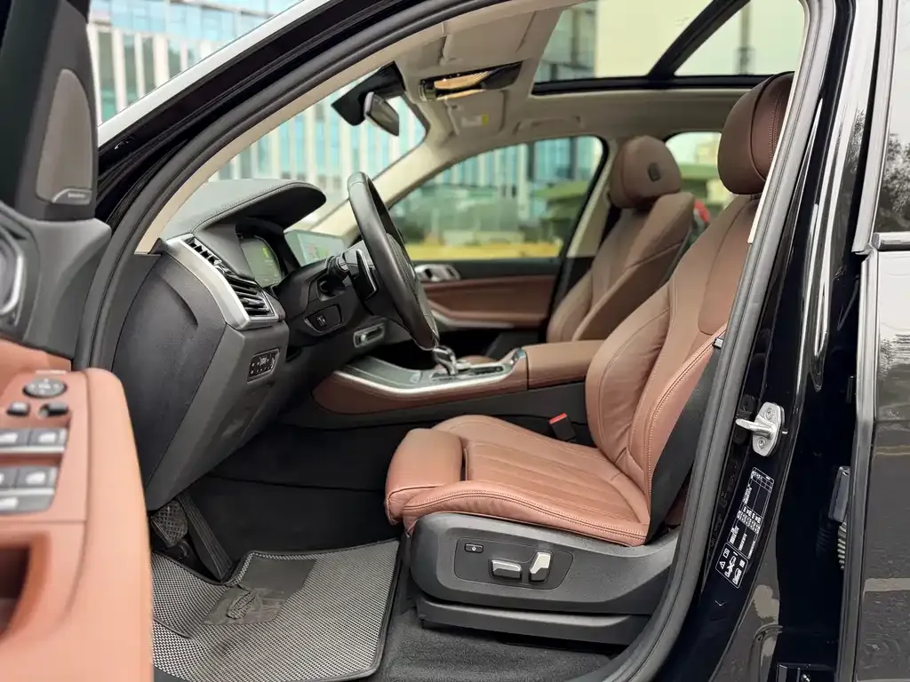 BMW X5 (Import) 2021 из CN, фото 5