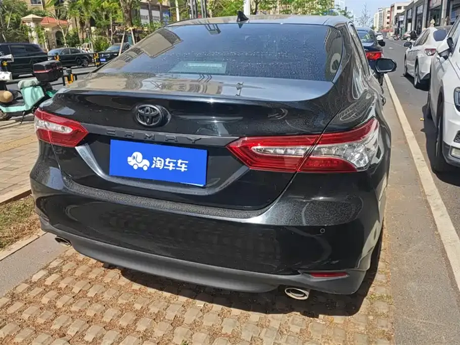 Toyota Camry 2022 из CN, фото 8