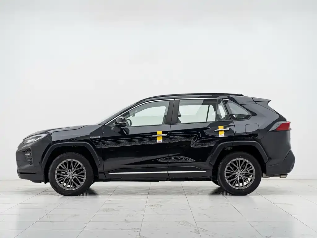 Toyota Wildlander 2023 из CN, фото 10